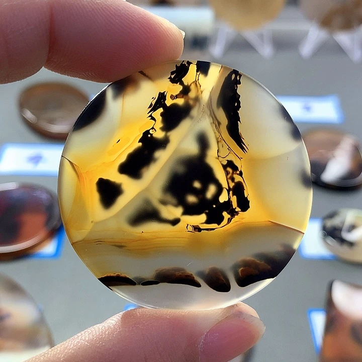 未镶嵌颈饰玛瑙/玉髓