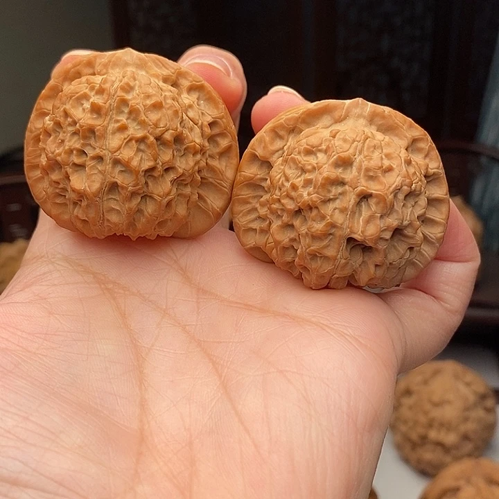 吊坠文玩核桃吊坠血麒麟42