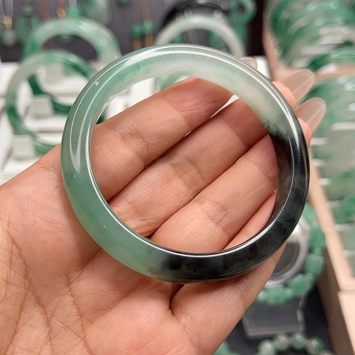 石英质玉手镯未镶嵌古****”