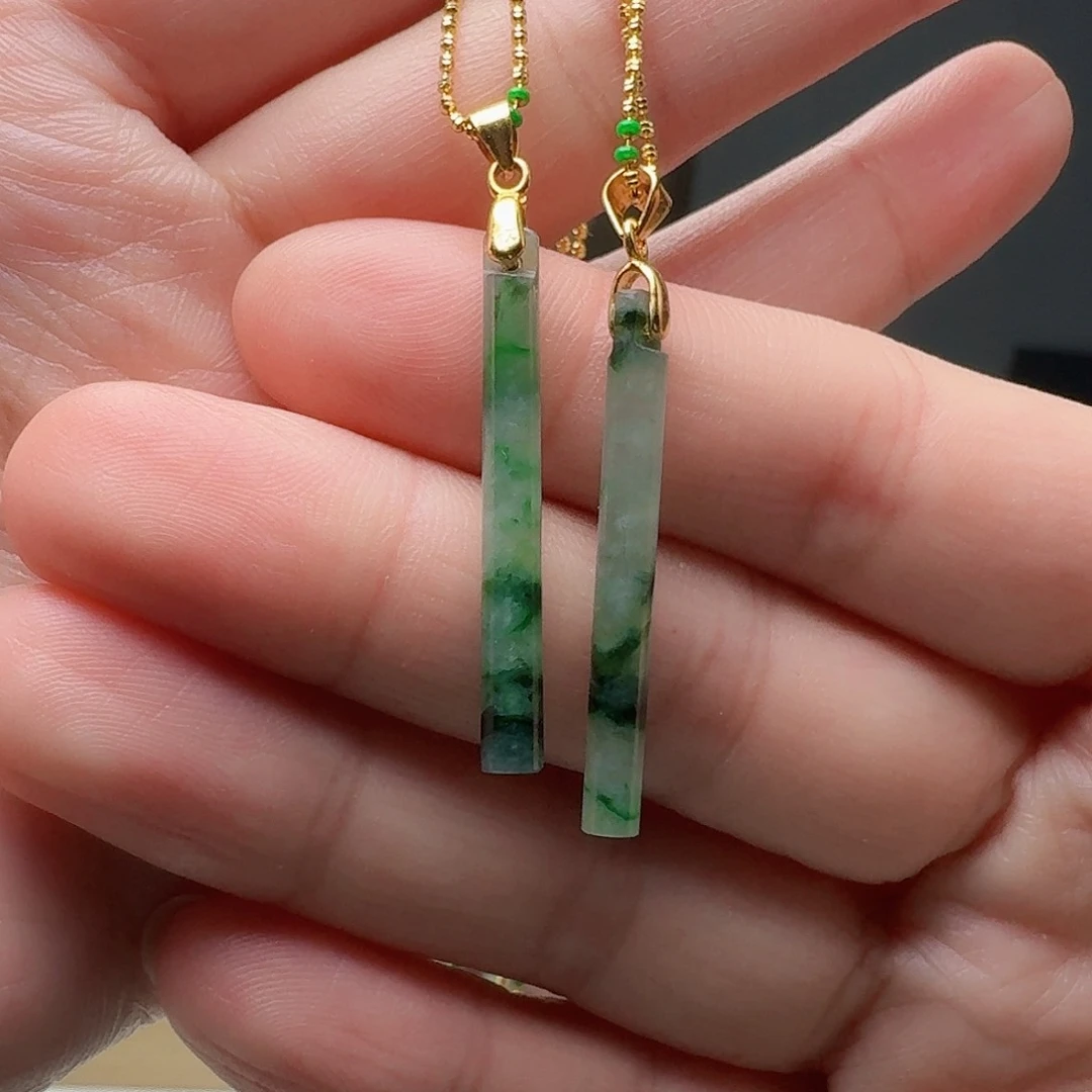 翡翠银S925镶嵌吊坠(赠链)多样性发货其一