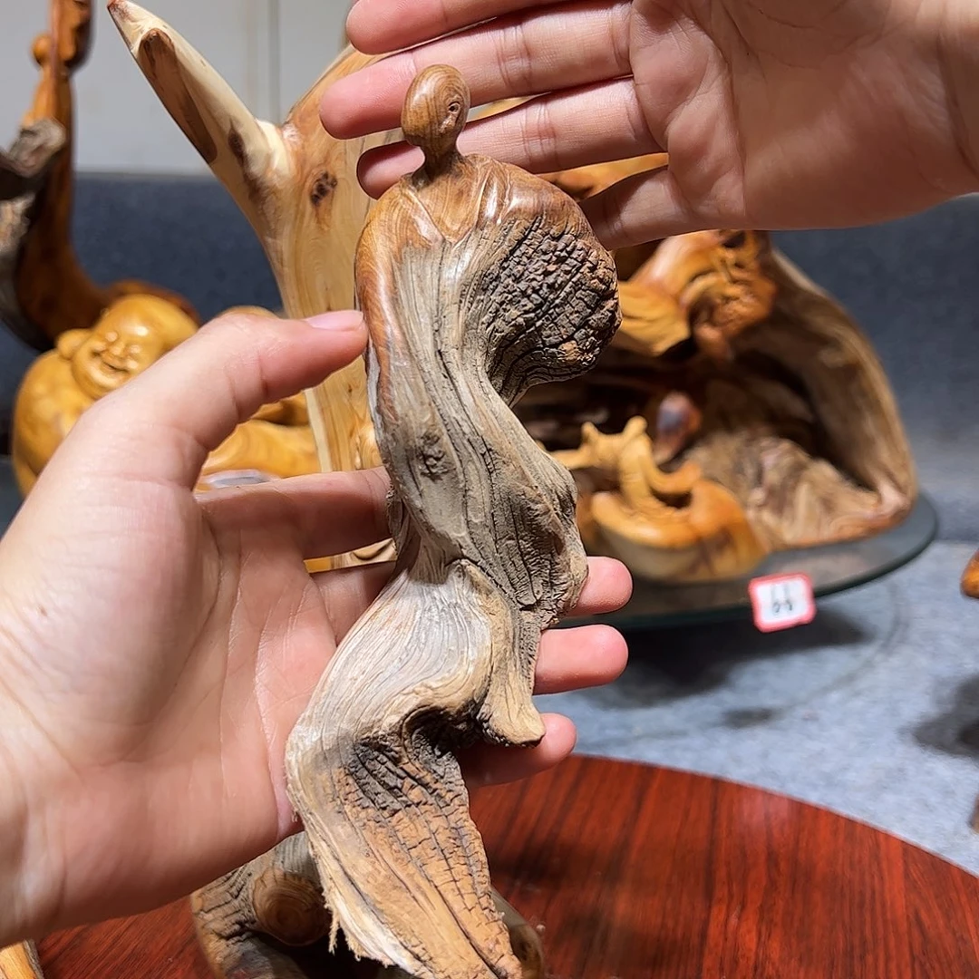 柏木你****啊崖柏木手把件摆件