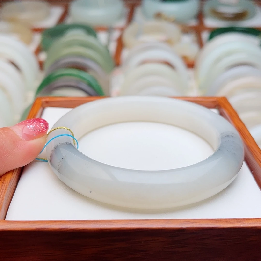 和田玉未镶嵌手镯57.7