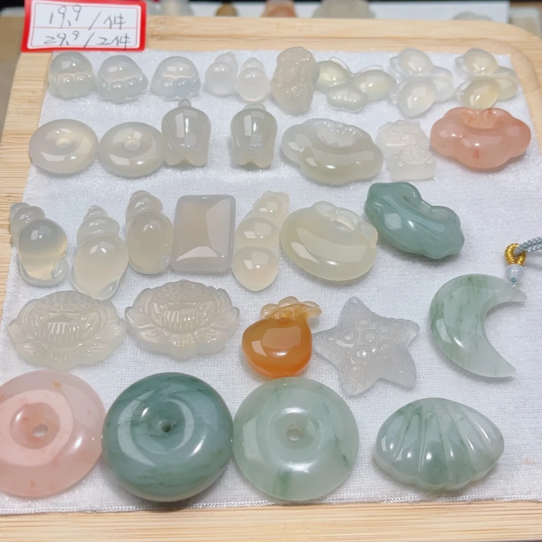 玛瑙/玉髓颈饰合金