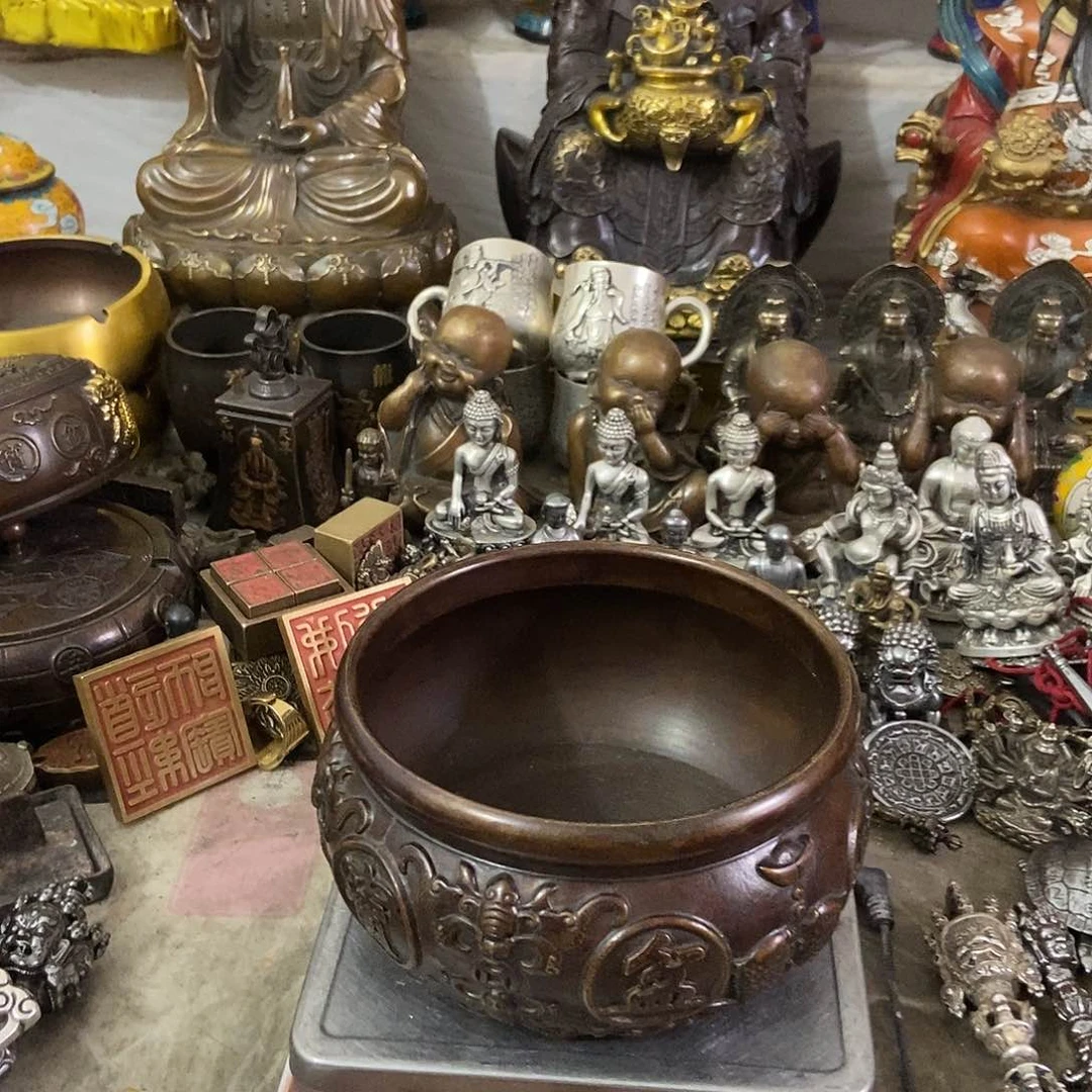 老杨黄铜摆件老杨黄铜摆件