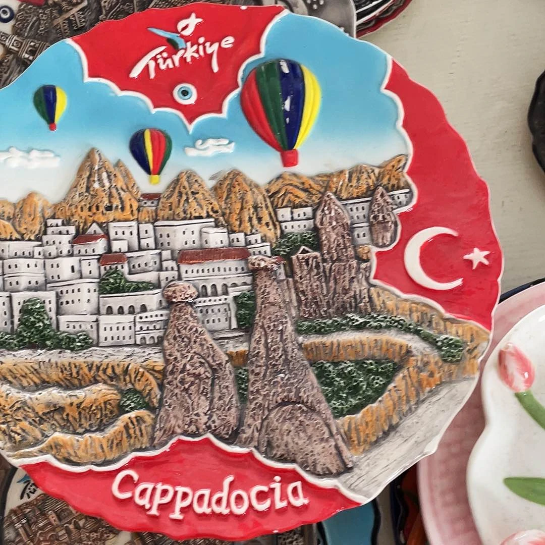 摆件K****e瑕疵。