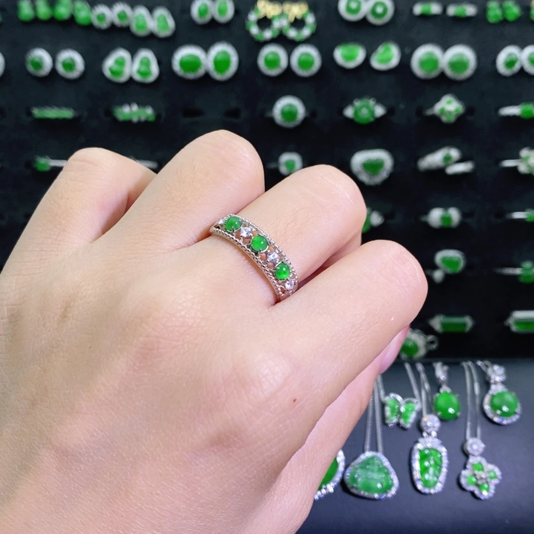 翡翠银S925镶嵌戒指多样性