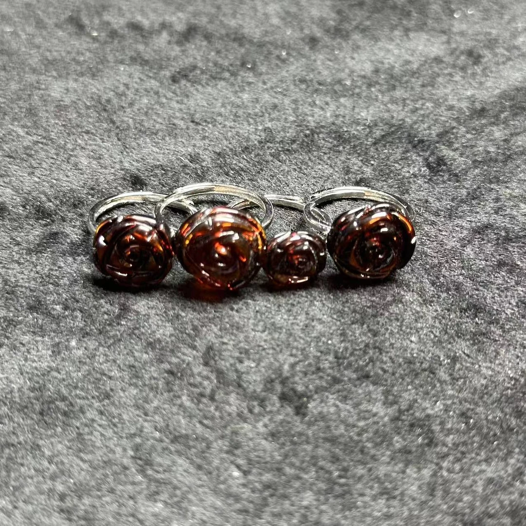 H056 天然琥珀戒指 （多样性发一件）