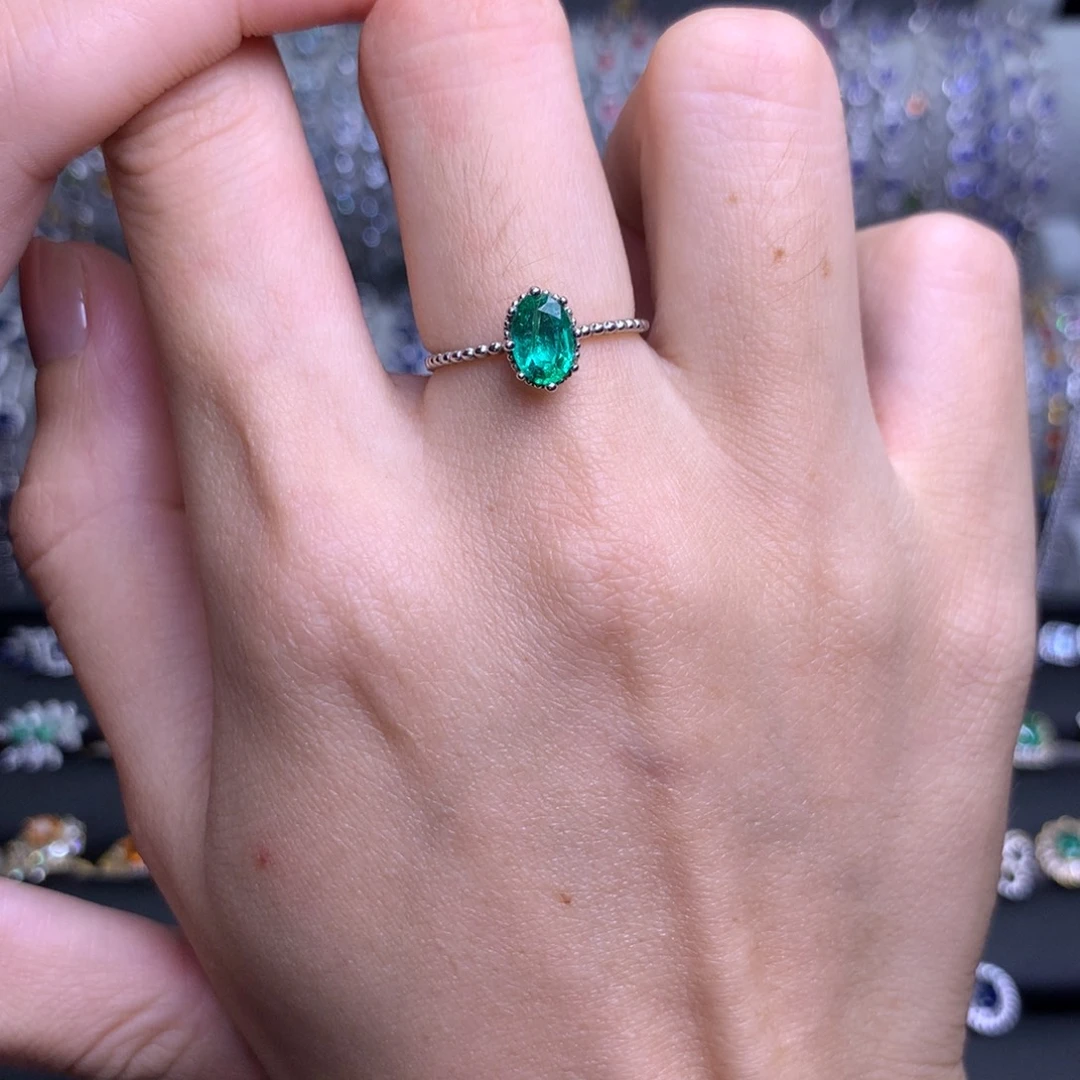 祖母绿银S925镶嵌戒指