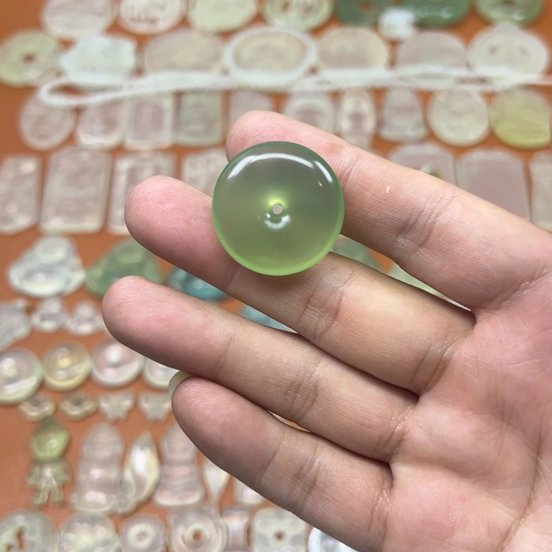 蛇纹石玉未镶嵌多样性随机发一