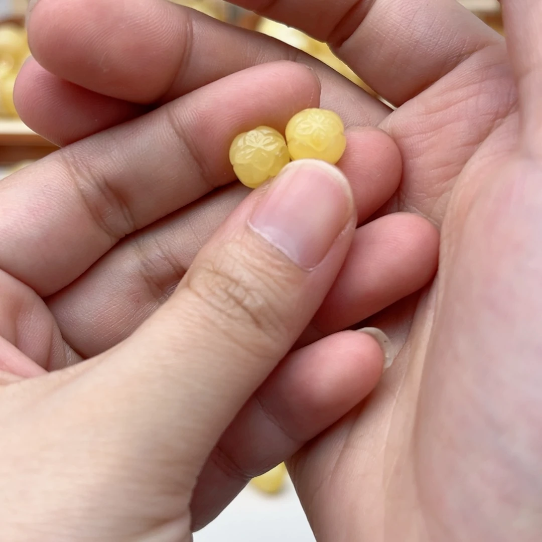 裸石蜜蜡未镶嵌配饰