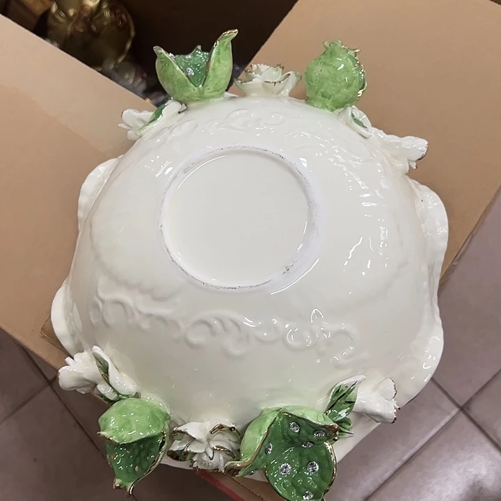 陶瓷瑕。。。。。。。？？。。。。。
