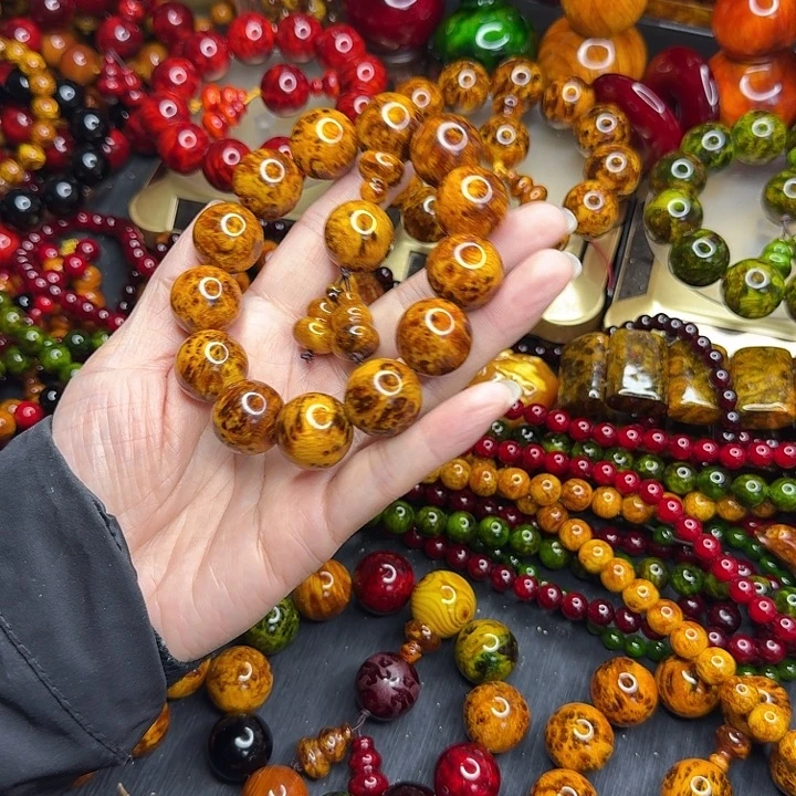 松木琥珀木文玩手串