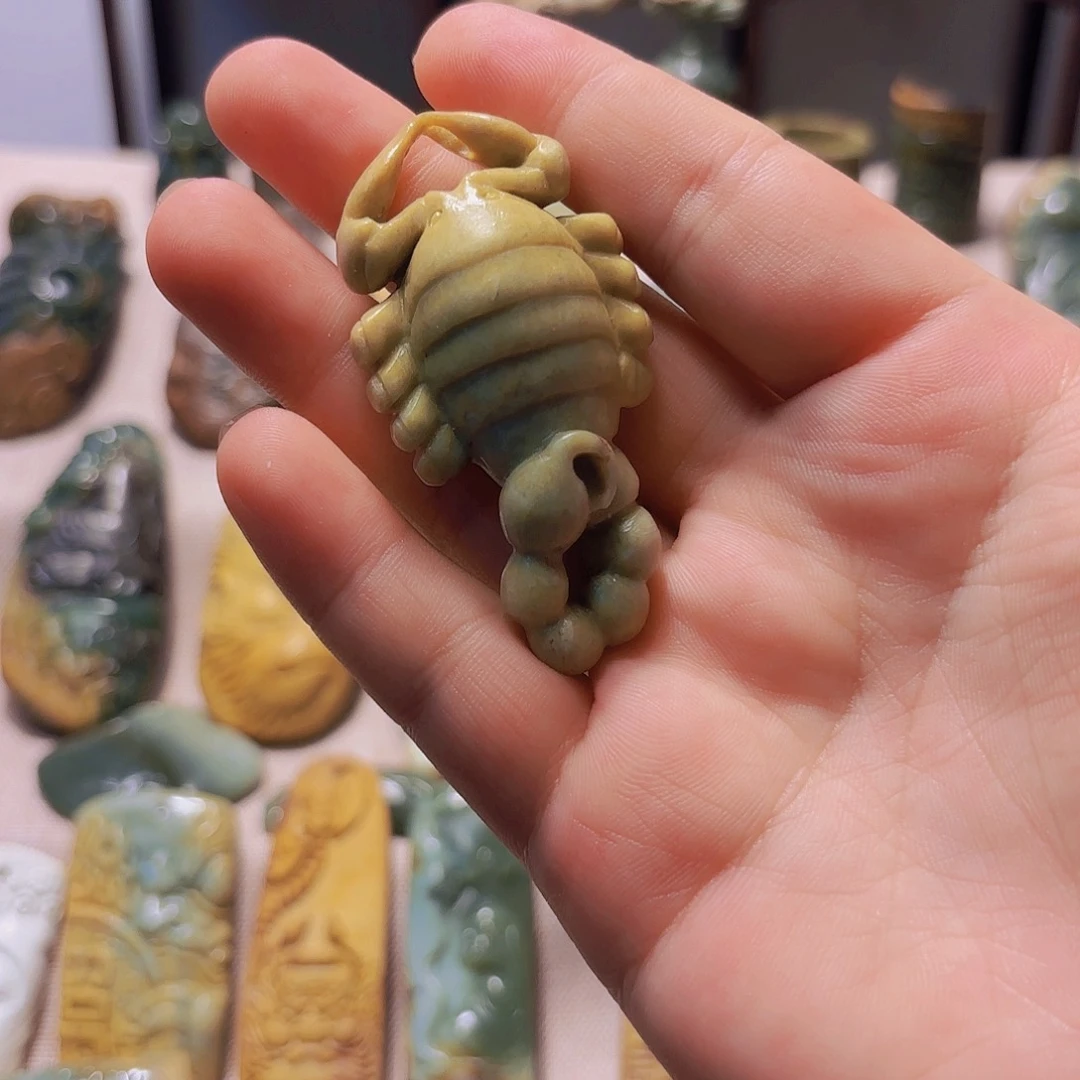 岫岩河磨玉（透闪石质玉）未镶嵌挂件