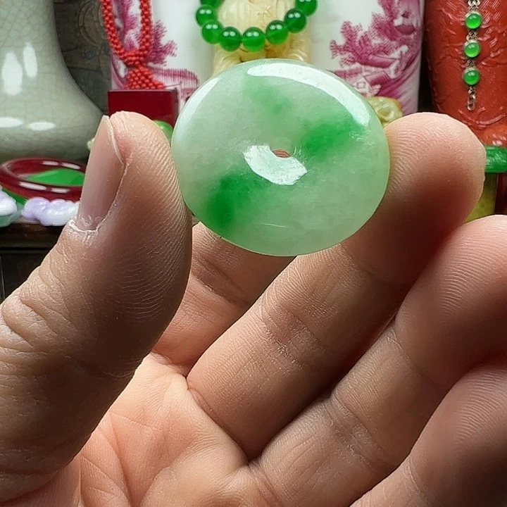 翡翠未镶嵌颈饰全场福利