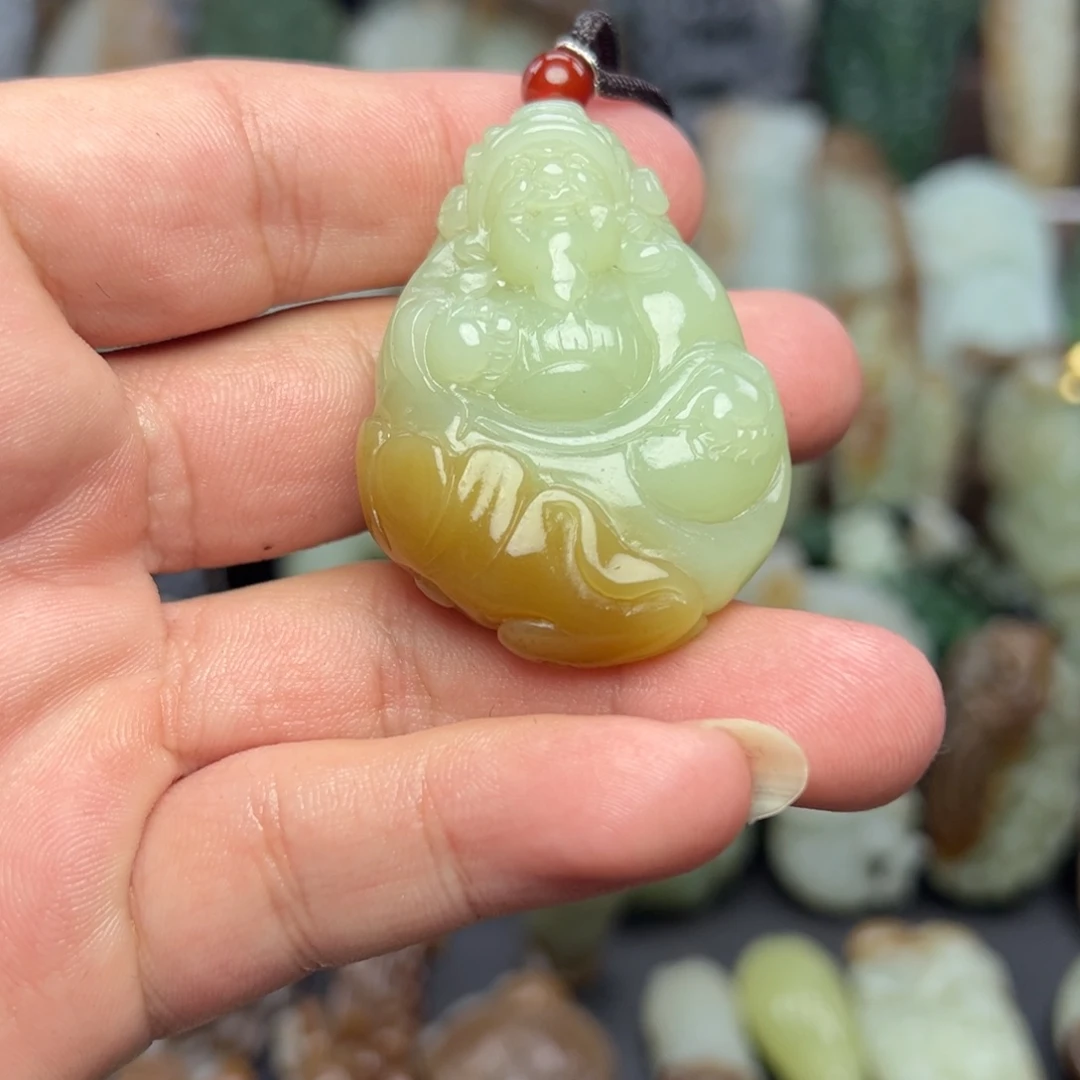 和田玉未镶嵌挂件