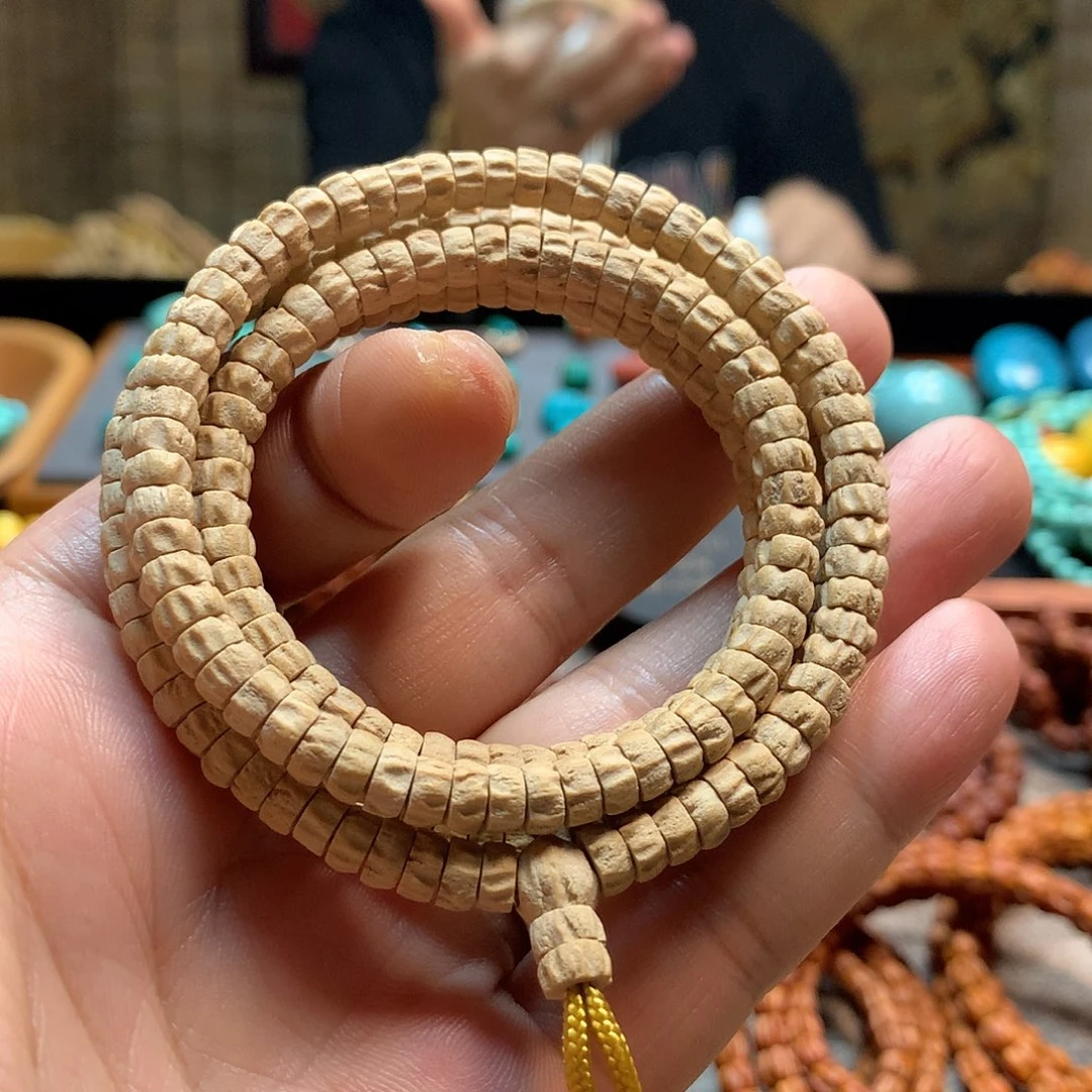 柏香籽/百香籽吊坠热振粉油皮顶工毕业药片