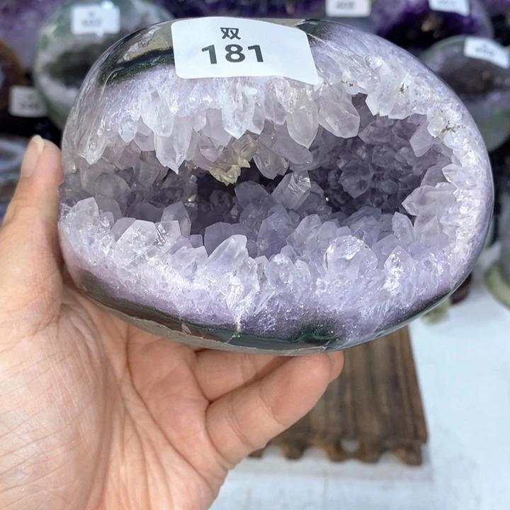 未镶嵌大型摆件（非配饰）水晶方解石