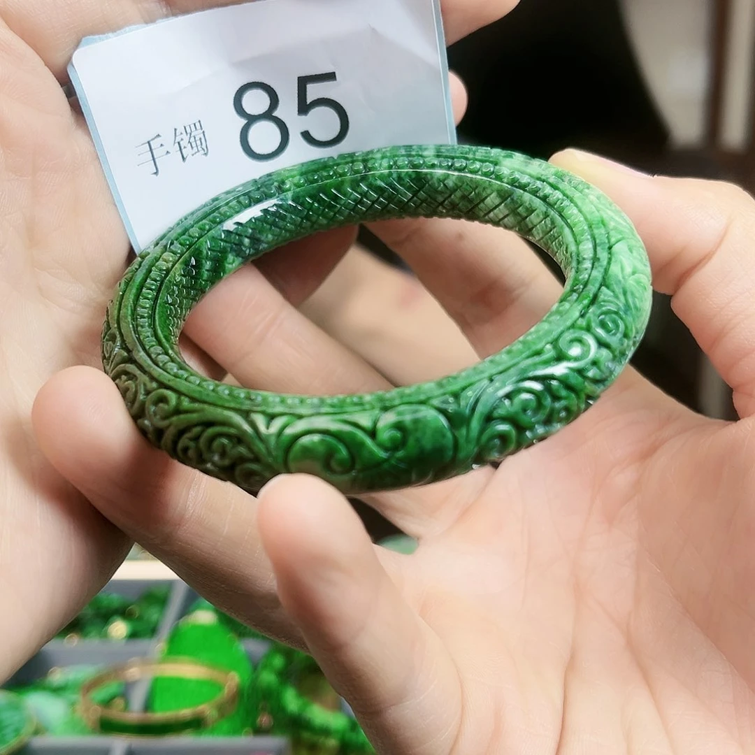 翡翠手镯未镶嵌手镯58.8