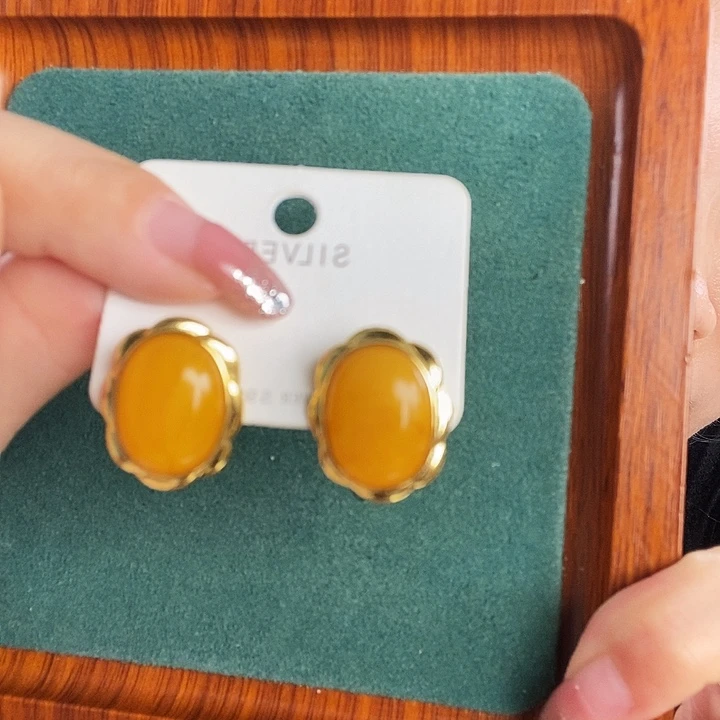 蜜蜡银S925镶嵌耳饰耳钉