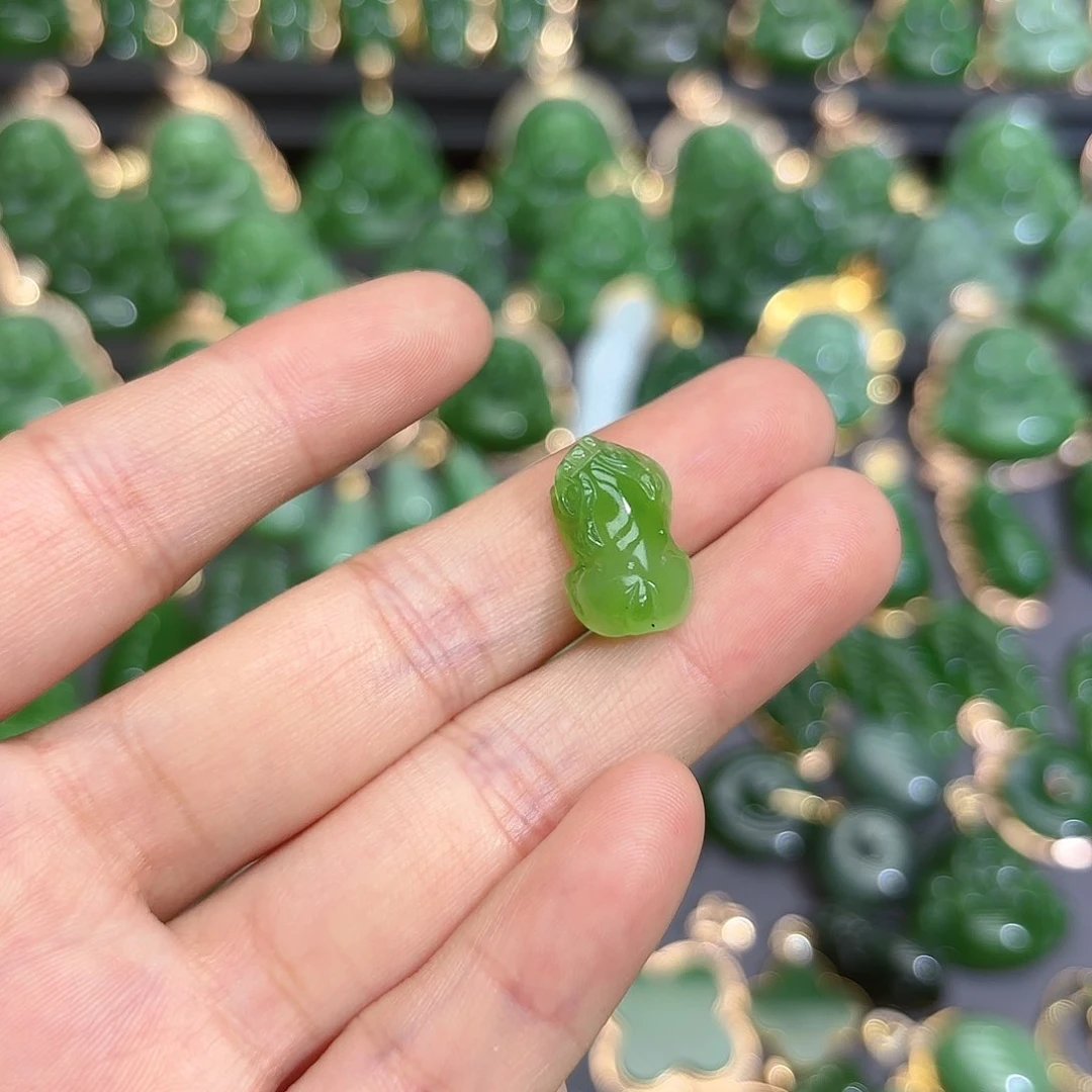 和田玉（碧玉）18K金镶嵌颈饰
