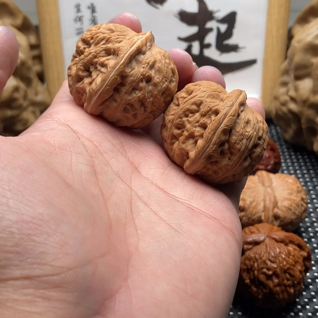 文玩核桃吊坠40全品元宝