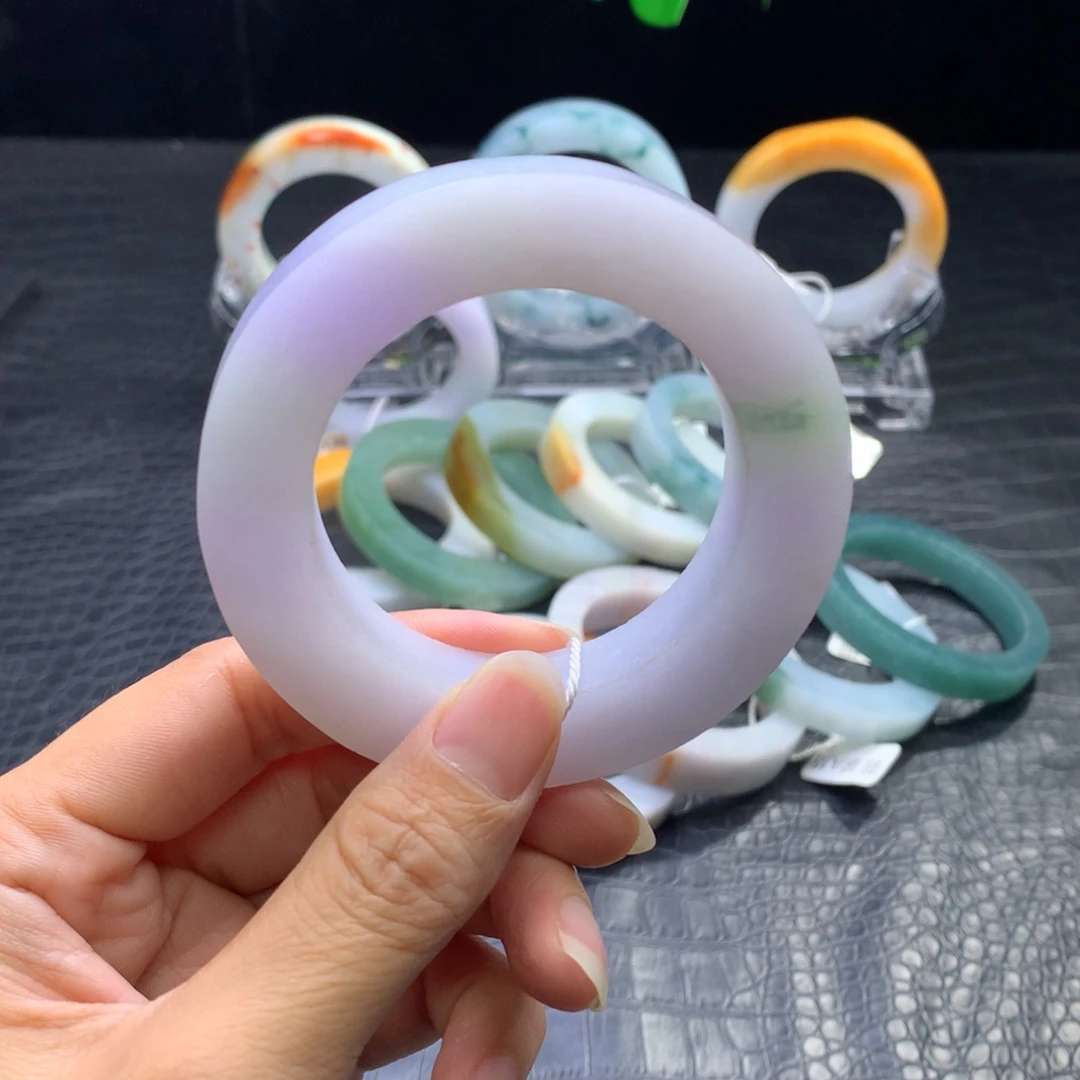 定制翡翠未镶嵌手镯定制