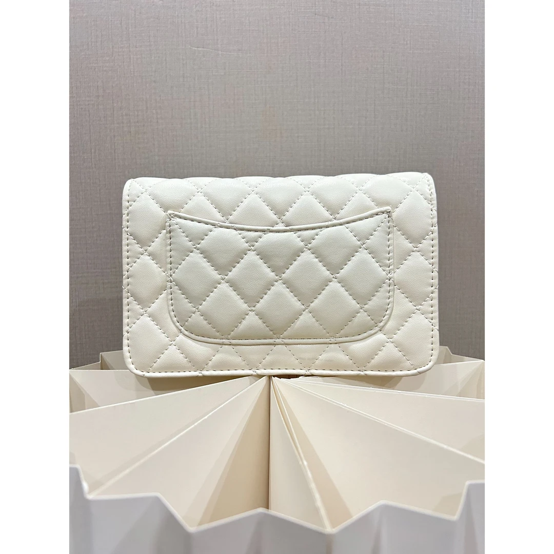 TOLEX2025新款手工时尚百搭卧真皮女包菱格链条白色