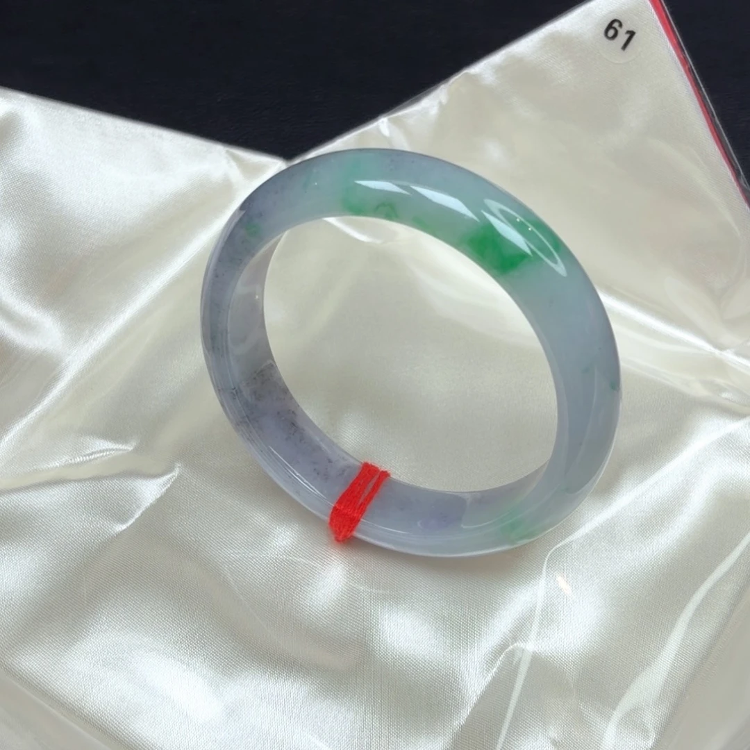 翡翠未镶嵌手镯乌鸡翠绿翡翠手镯