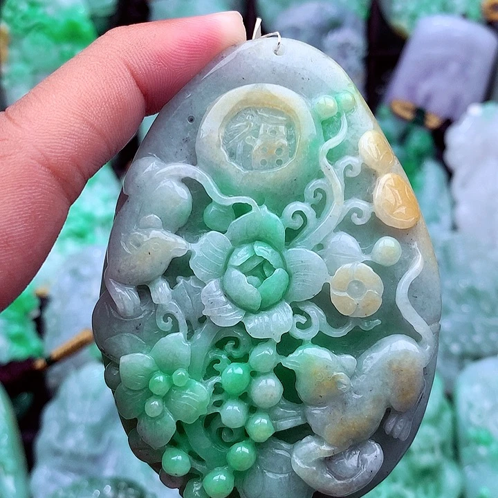 翡翠未镶嵌吊坠(不含链)