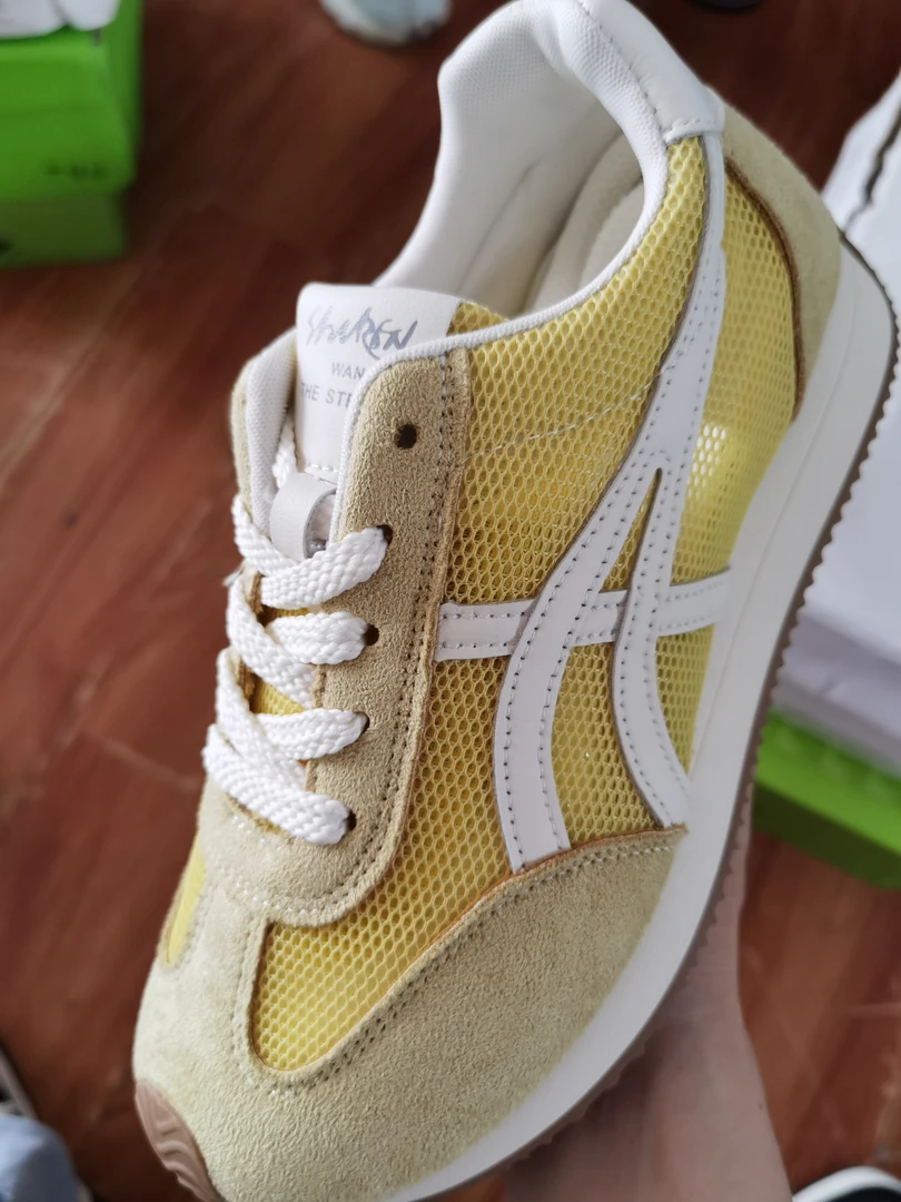 1616黄色透网休闲鞋