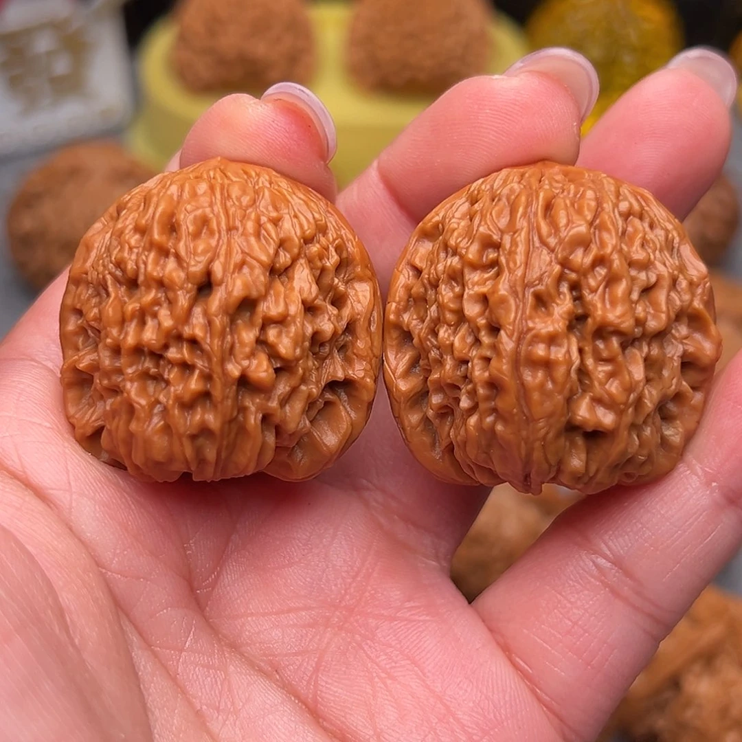 把件文玩核桃手捻球疆34