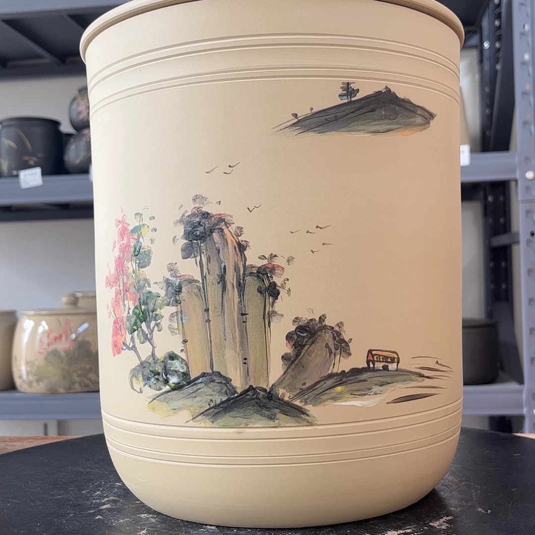 罐彩绘山水九饼缸