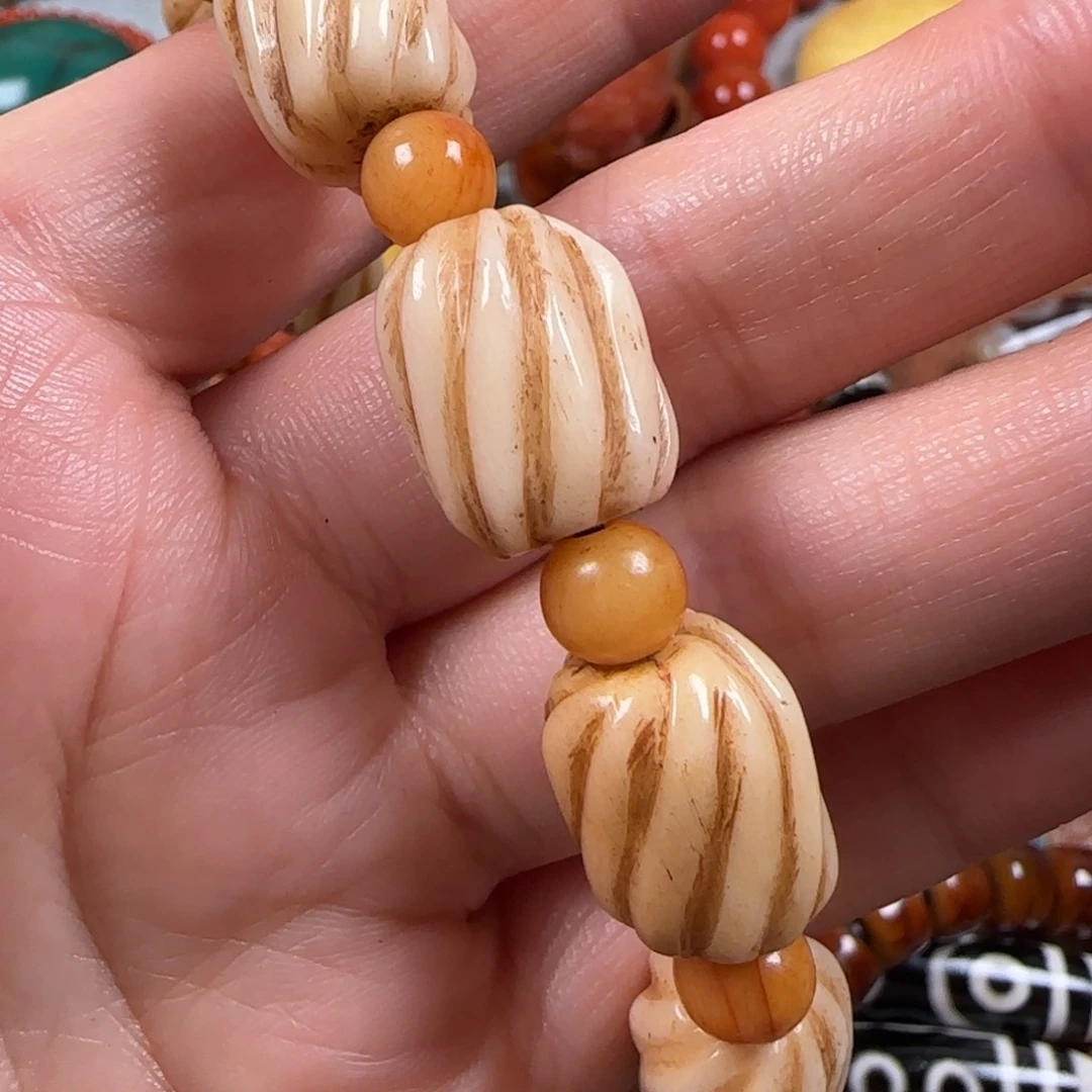 黑***~文玩核桃吊坠猴头核桃手串