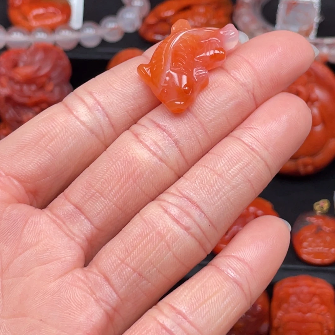 放***下南红玛瑙未镶嵌锦鲤