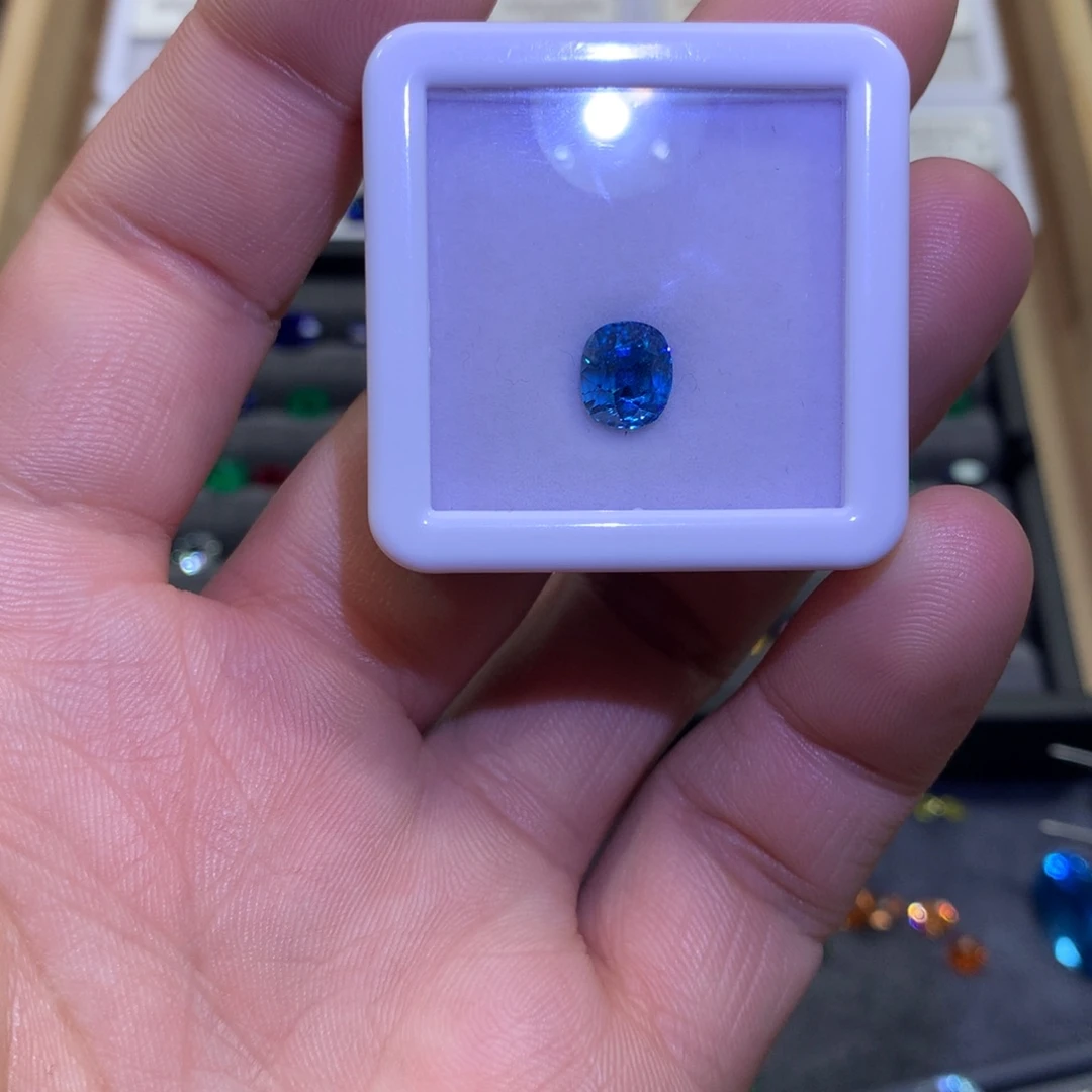 锆石裸石未镶嵌一*3.52克拉风信子裸石