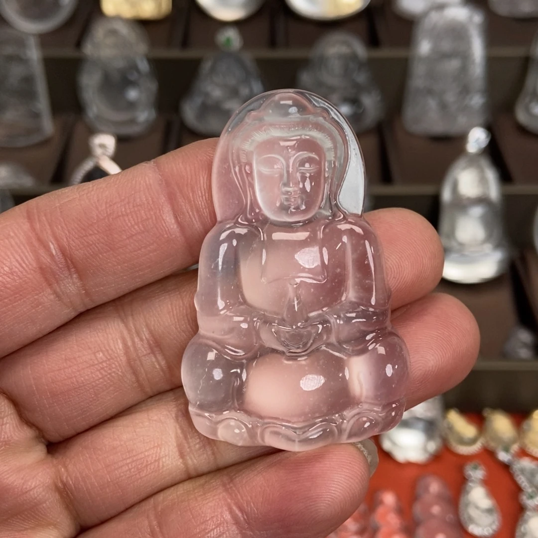 用***7石英质玉未镶嵌颈饰