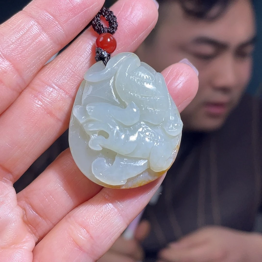 和田玉颈饰未镶嵌