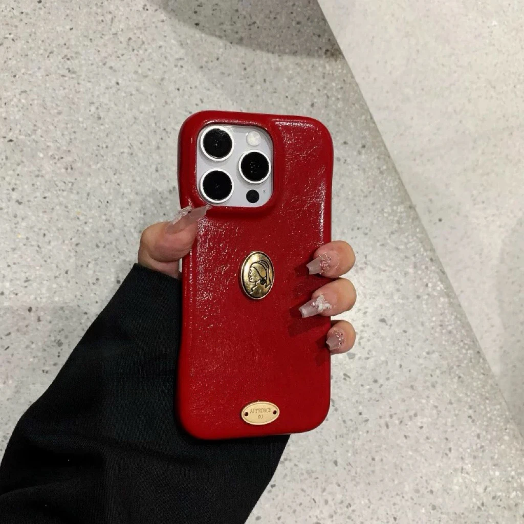 适用iphone16promax金色女孩头像红色牛皮纹手机壳苹果15新款14女