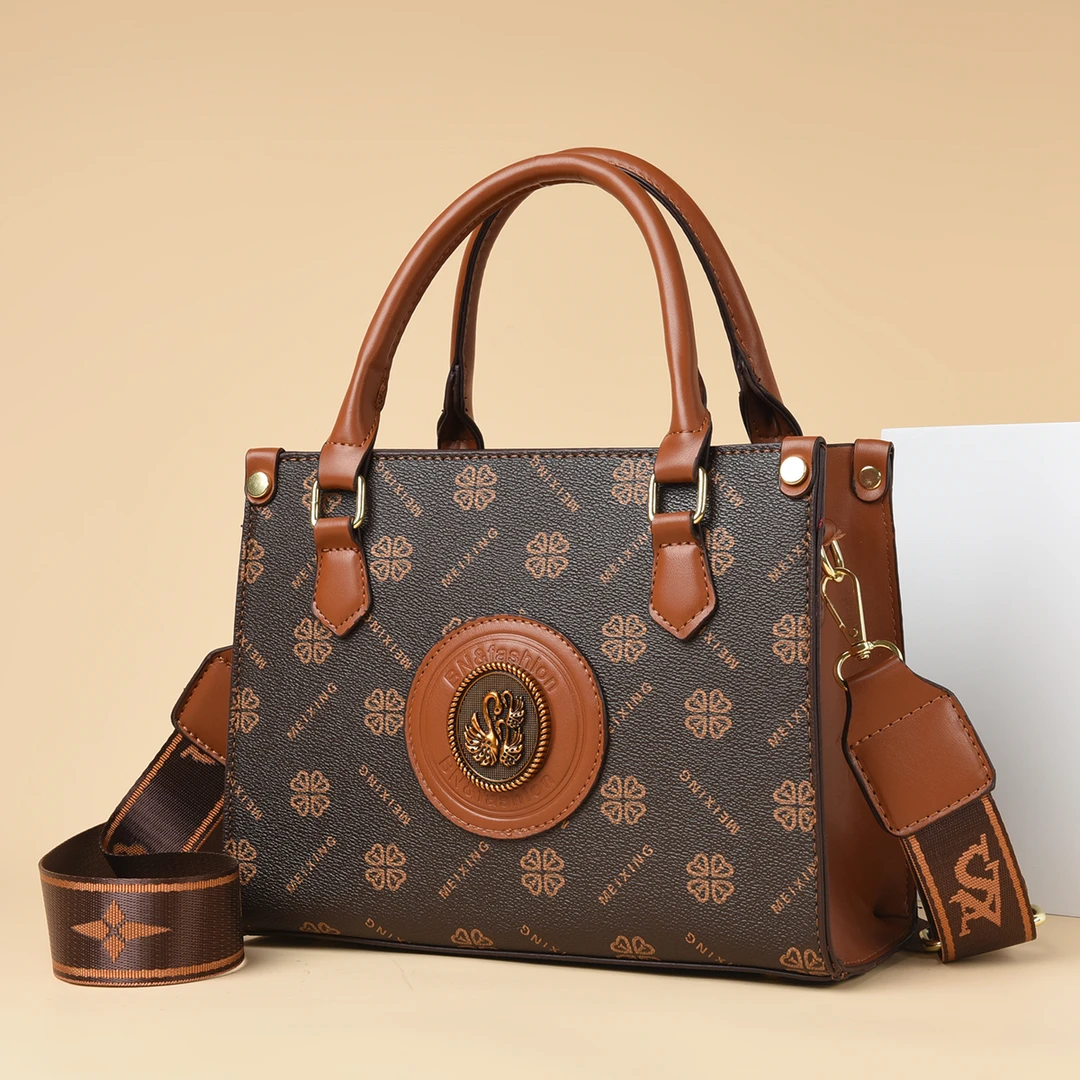 单肩斜挎手提大容量包包8290棕色