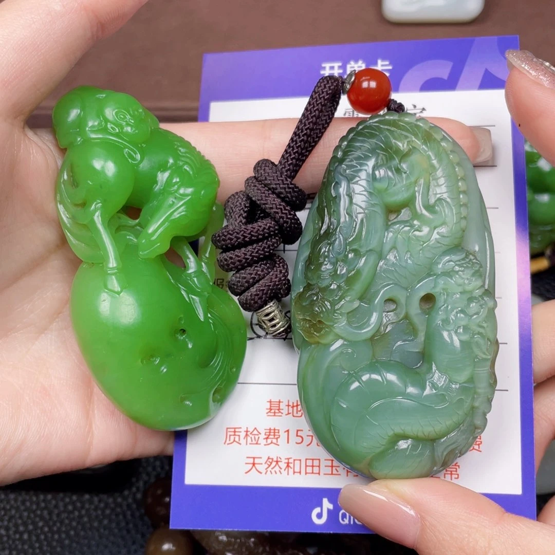 颈饰未镶嵌和田玉择**行