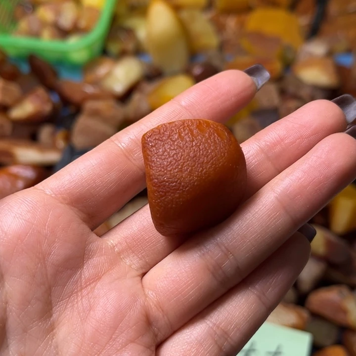 定制蜜蜡未镶嵌@**?原石定制