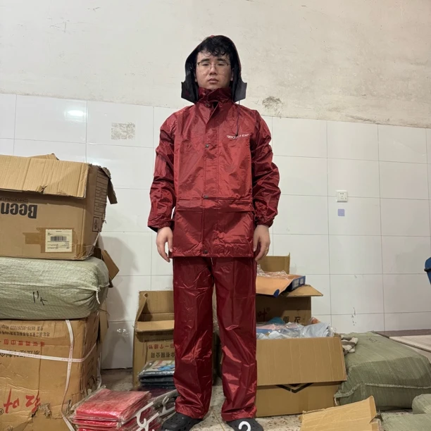 品牌库存！库存微霉点能擦掉！牛津布加厚有内衬分体式雨衣