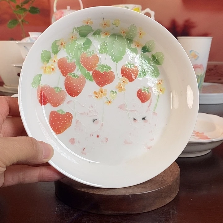 草莓壶承手绘高温釉下
