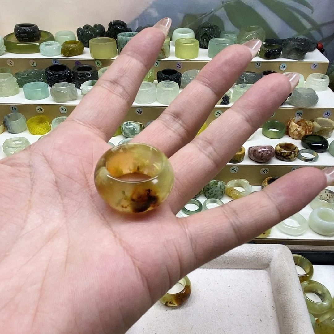 苹***兔岫玉未镶嵌瑕疵款式不退不换