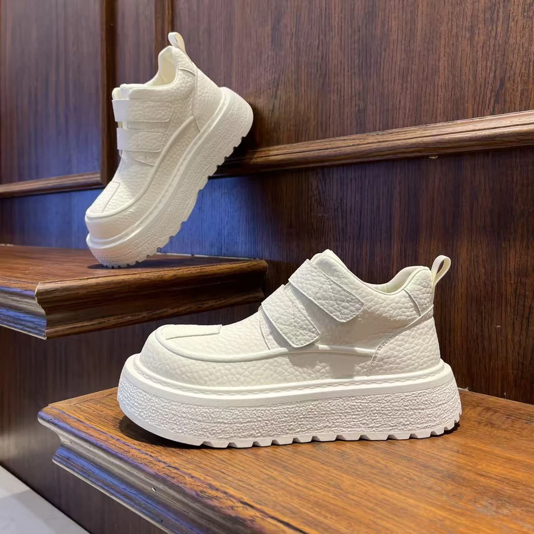 男鞋时尚纯色复古风厚底百搭皮革拼接休闲鞋潮流小众增高男生鞋子