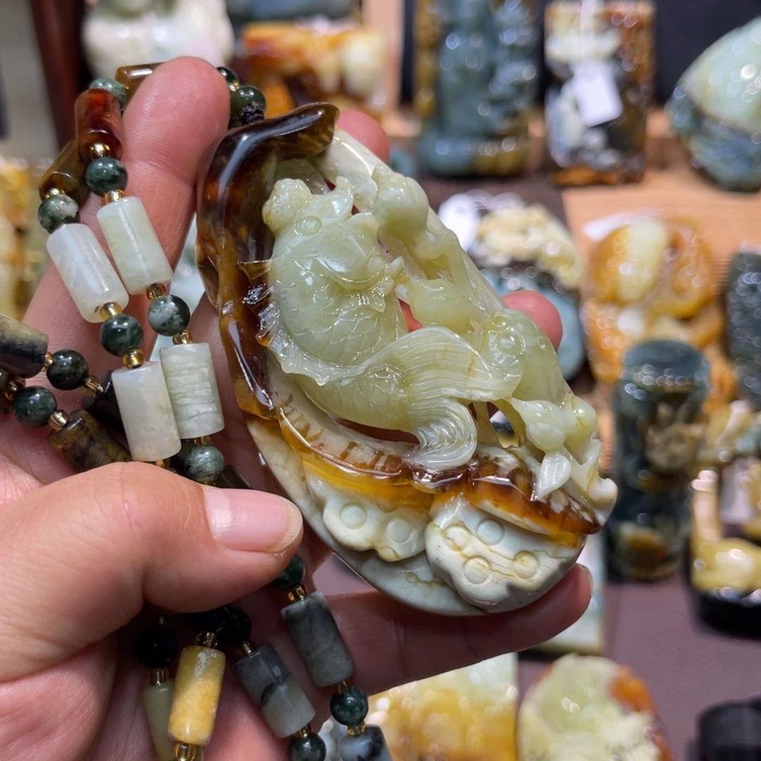 蛇纹石玉未镶嵌吊坠(赠链)