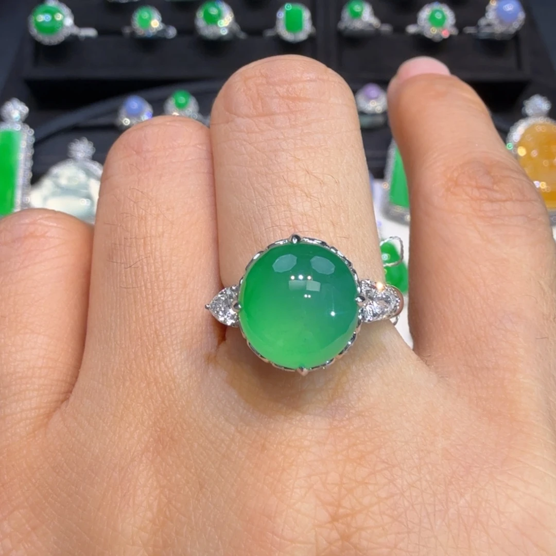 翡翠18K金镶嵌戒指收到货48小时鉴赏期