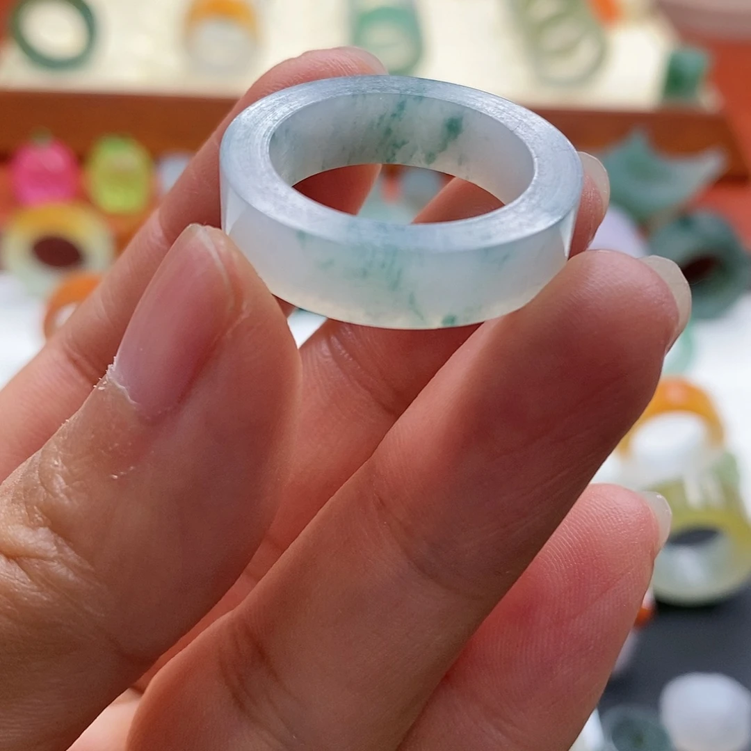 定制翡翠未镶嵌22-23圈口