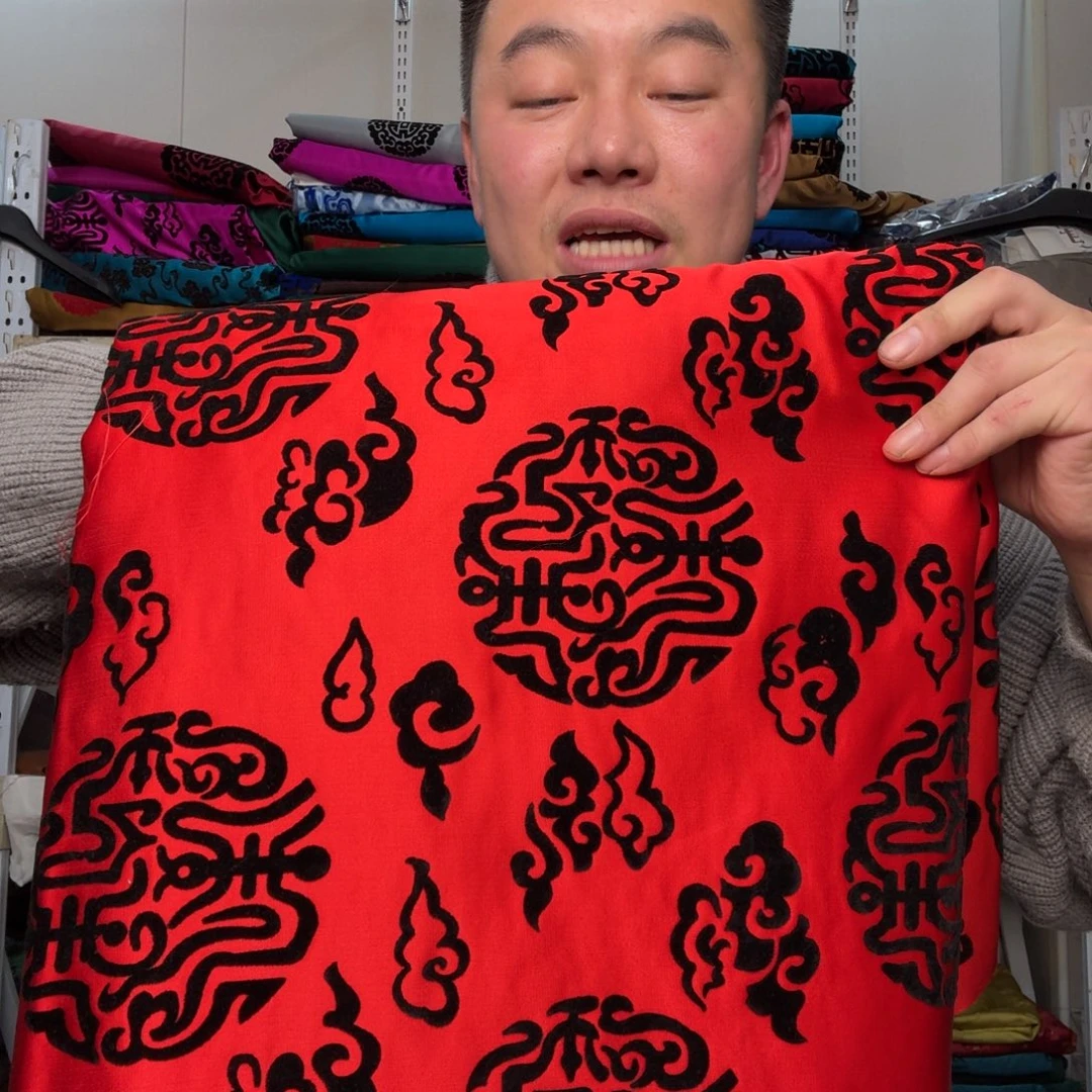 杭州7米的绸缎甩甩甩甩甩甩甩甩甩