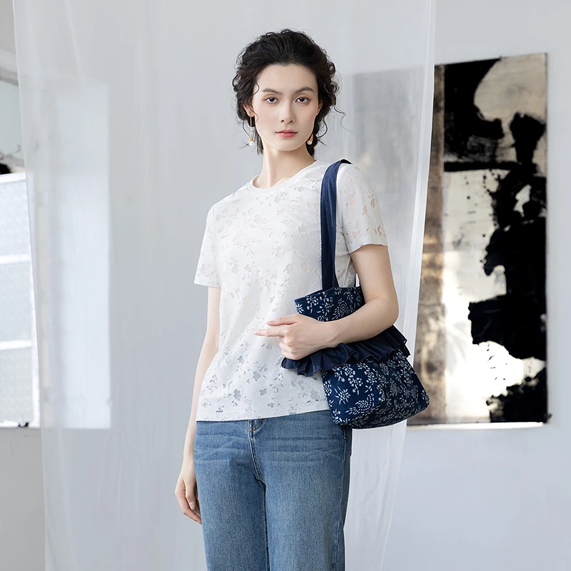 生活在左2025夏季新品镂空肌理感简约百搭T恤女1952469